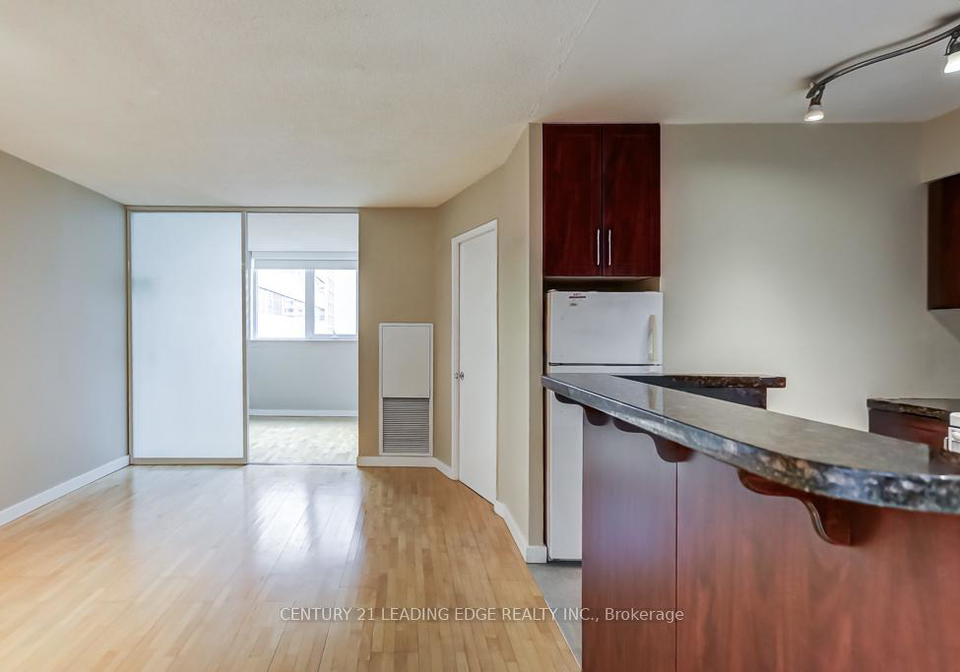 1055-bay-street-toronto-toronto-ontario-c13526772