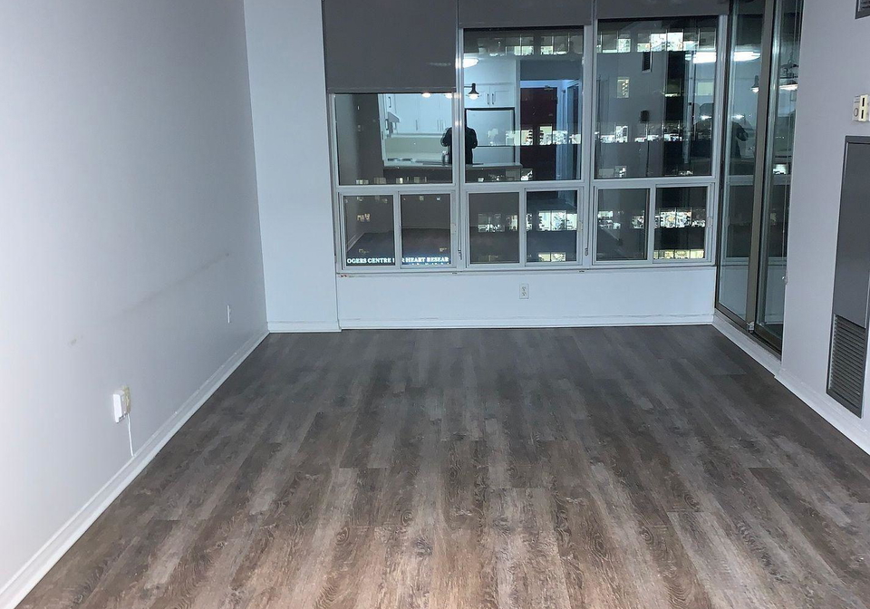 750-bay-street-toronto-toronto-ontario-c13526798