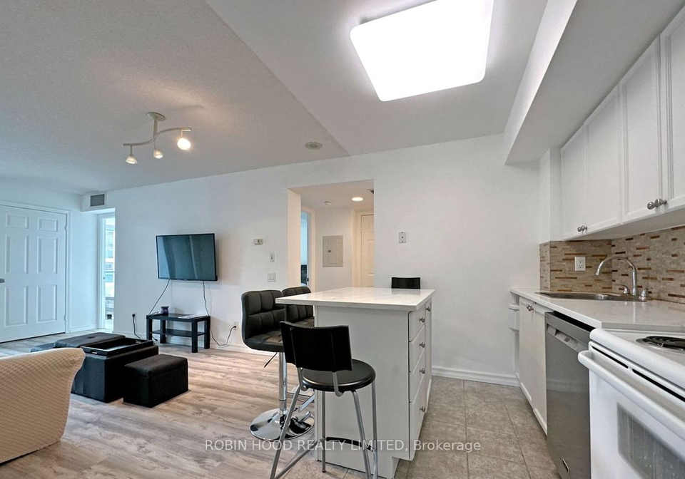 harrison-garden-boulevard-toronto-north-york-ontario-c13526890