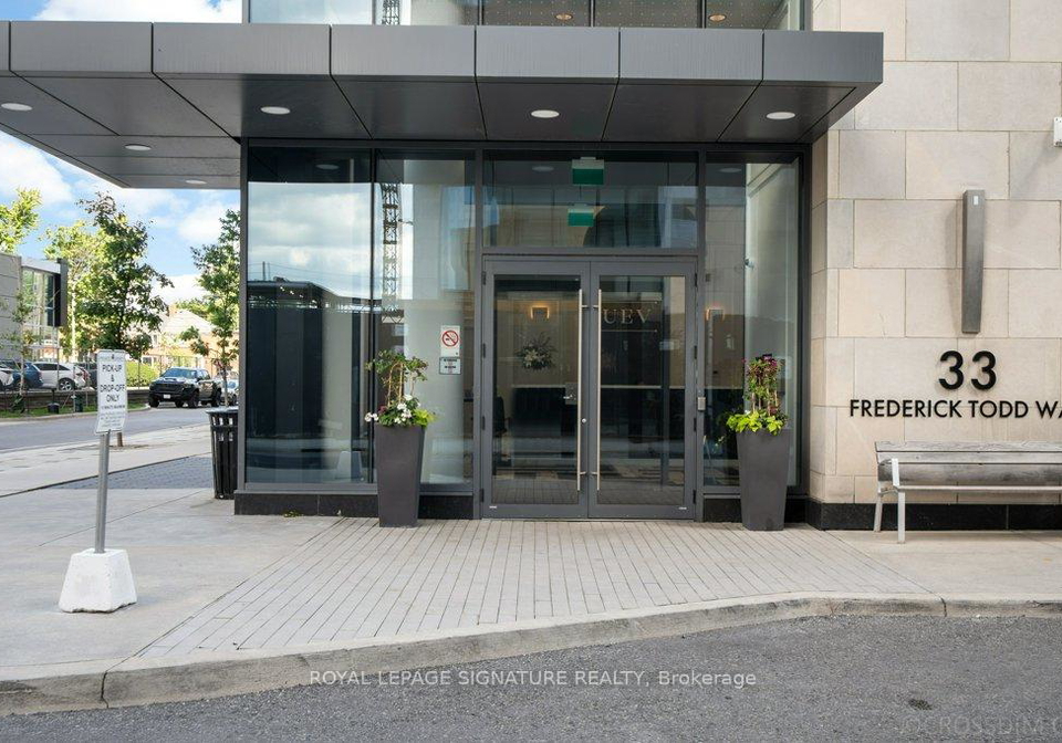 33-frederick-todd-way-toronto-east-york-ontario-c13527036