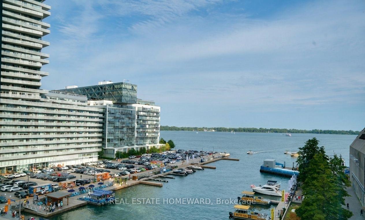 10-queens-quay-w-toronto-toronto-ontario-c13527308