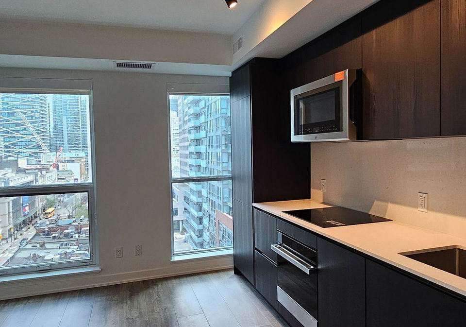 327-king-street-w-toronto-toronto-ontario-c13527320