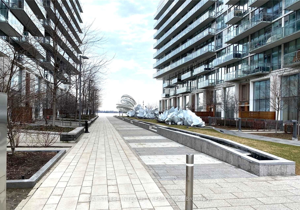 15-queens-quay-e-toronto-toronto-ontario-c13527412