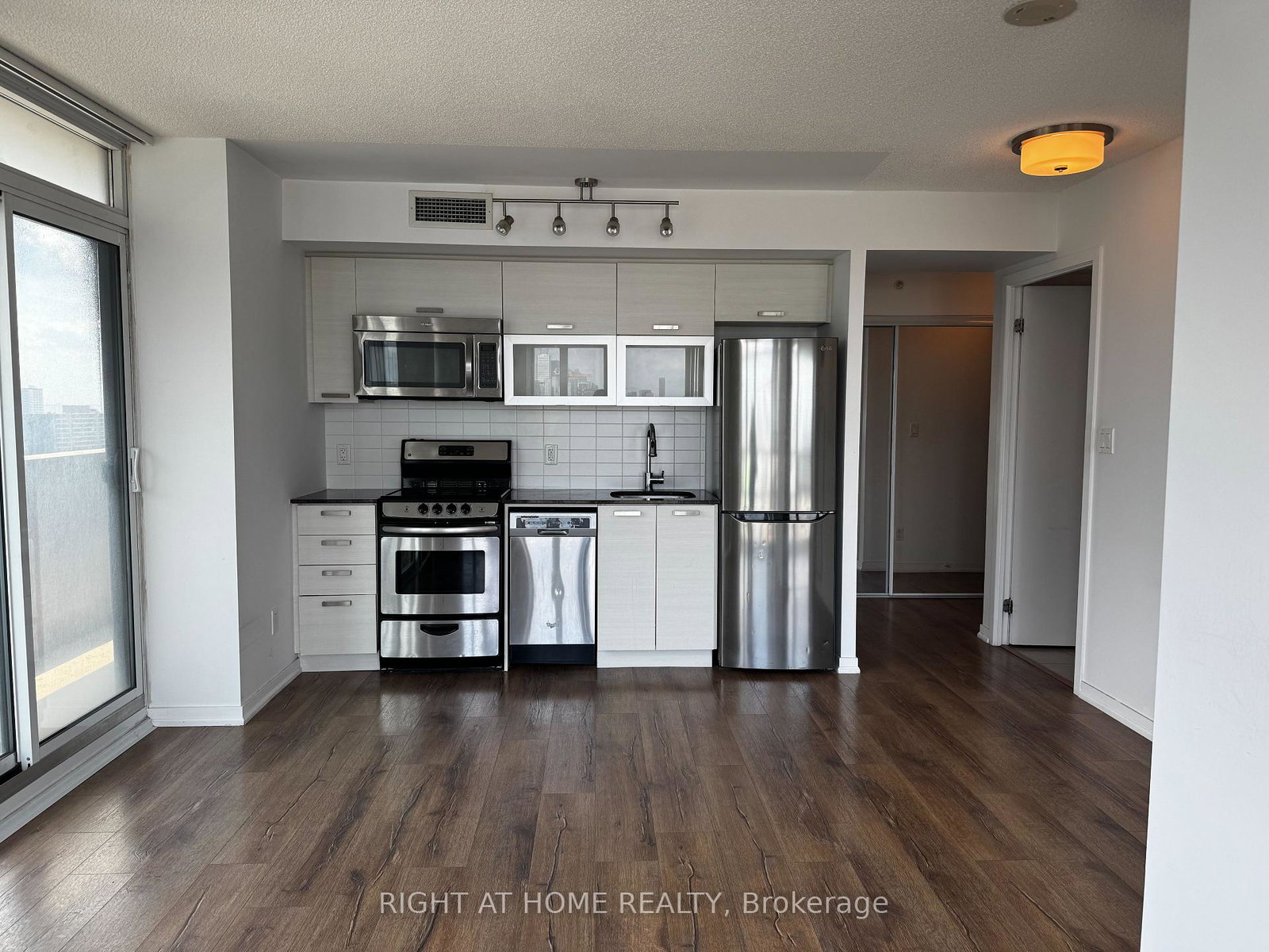 68-abell-street-toronto-toronto-ontario-c13527620