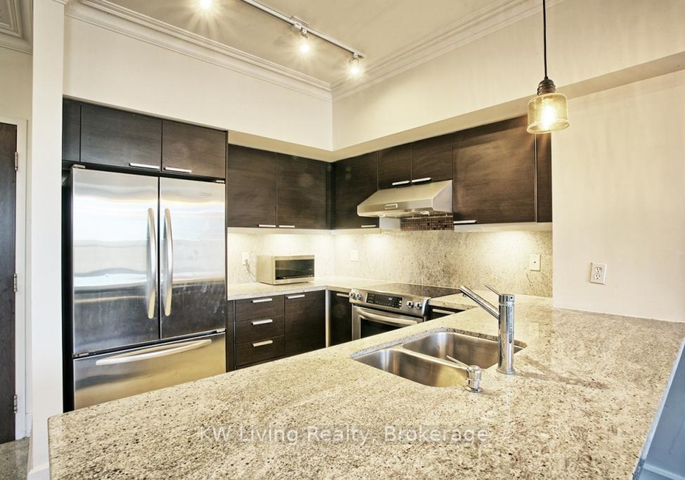 650-sheppard-avenue-e-toronto-north-york-ontario-c13527690