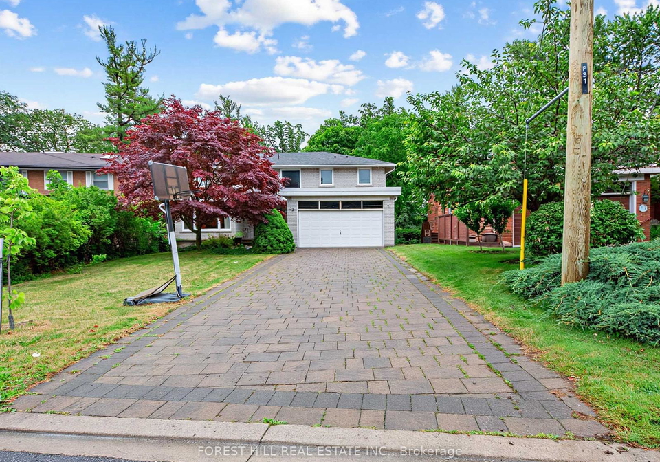 33-warlock-crescent-toronto-north-york-ontario-c13527698