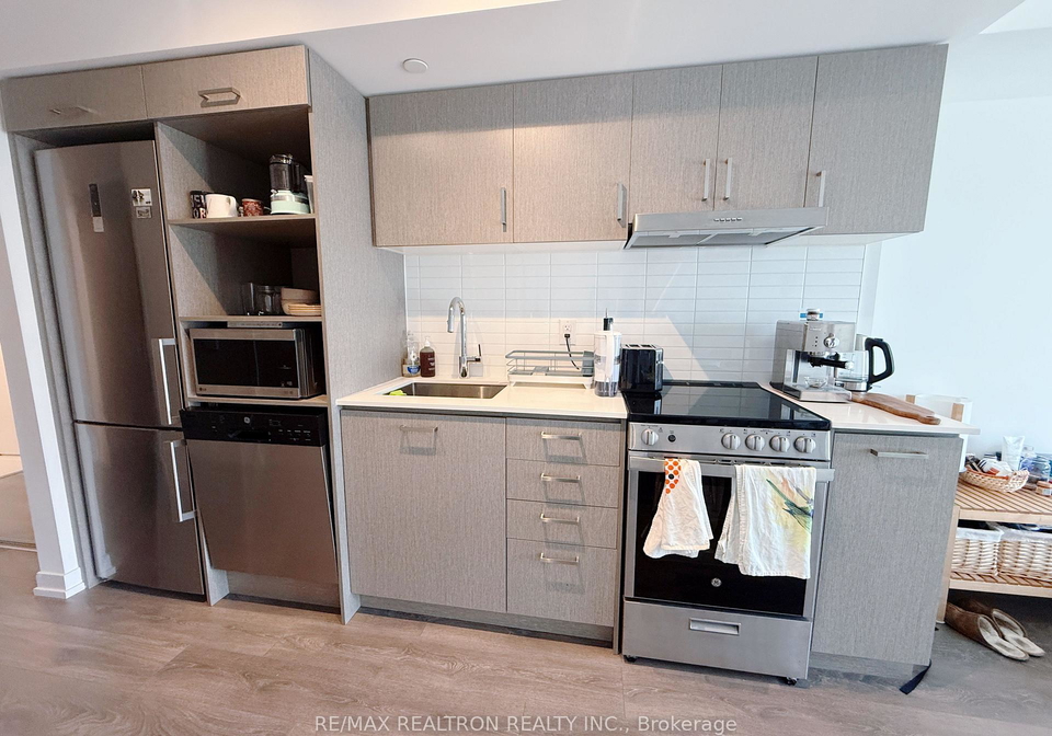 219-dundas-street-e-toronto-toronto-ontario-c13527814