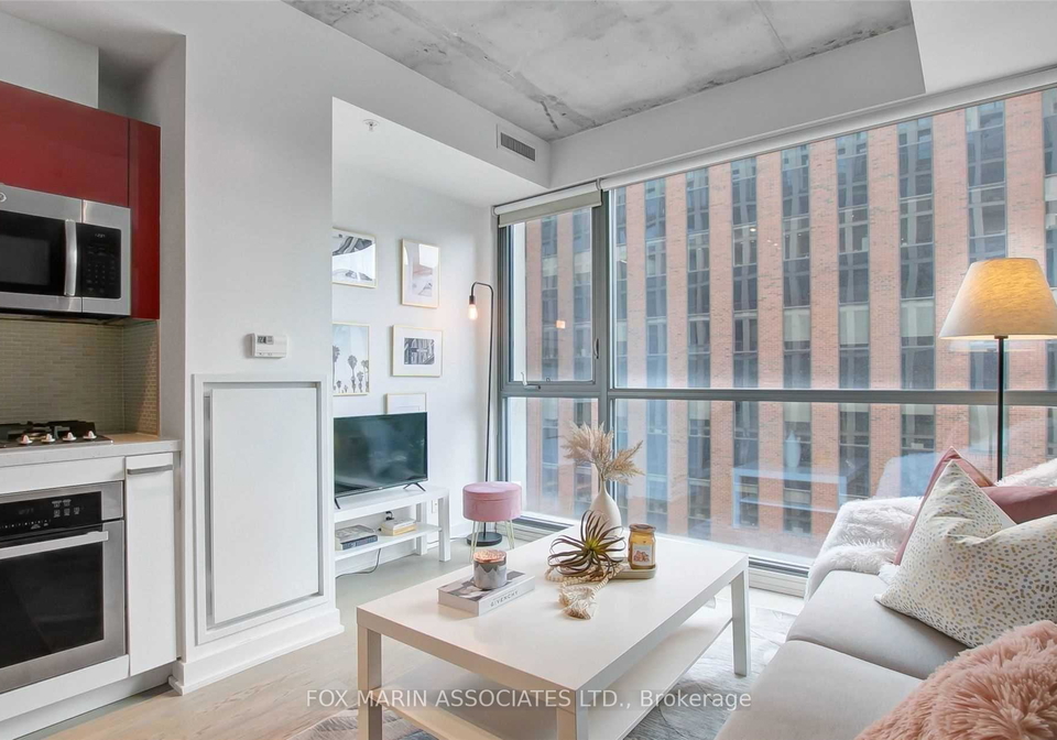 39-brant-street-toronto-toronto-ontario-c13527910