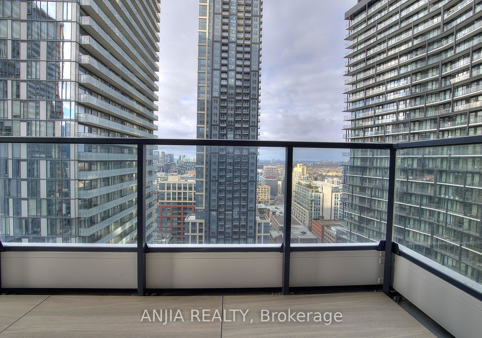 38-widmer-street-toronto-toronto-ontario-c13527974