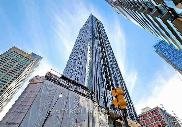 1-yorkville-avenue-toronto-toronto-ontario-c13528740