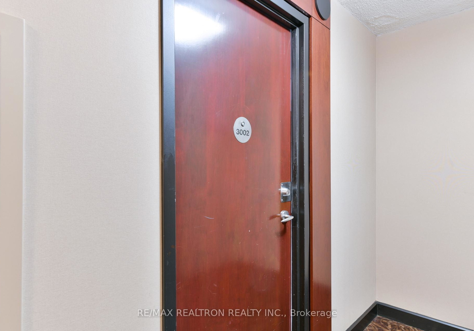 750-bay-street-toronto-toronto-ontario-c13528770