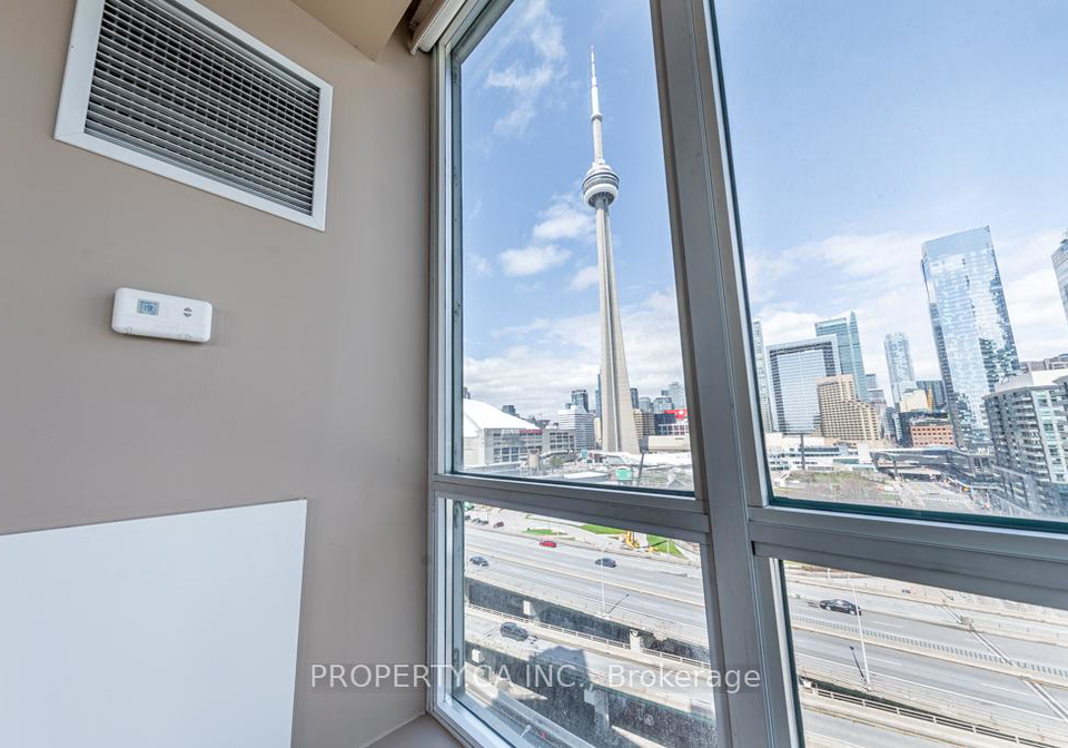 228-queens-quay-w-toronto-toronto-ontario-c13528896