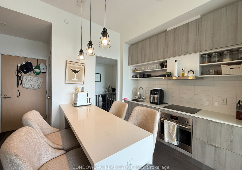 8-hillsdale-avenue-e-toronto-toronto-ontario-c13529386