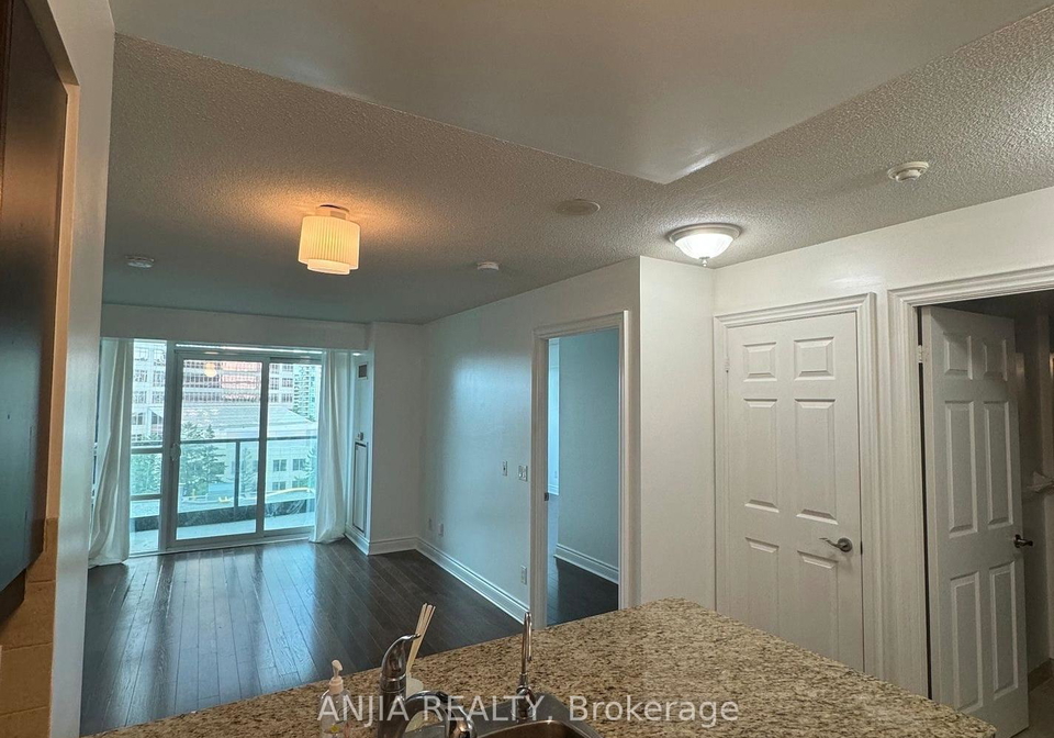 25-greenview-avenue-toronto-toronto-ontario-c13529470