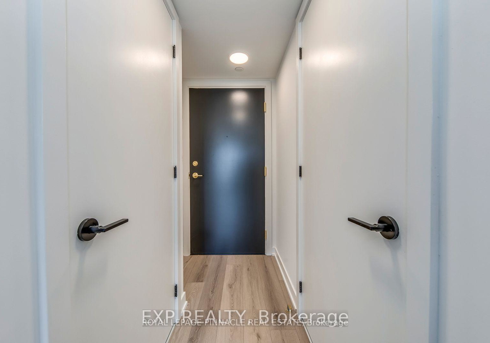 5-lakeview-avenue-toronto-toronto-ontario-c13529636