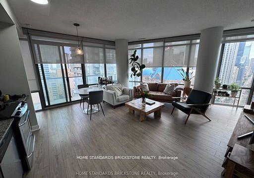 832-bay-street-toronto-toronto-ontario-c13530178
