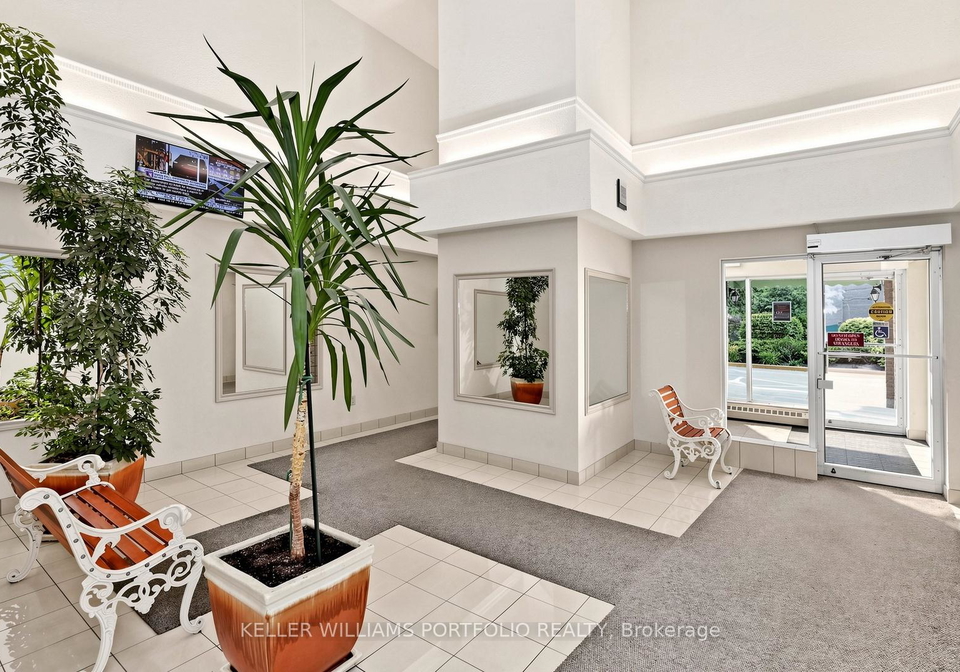 4005-don-mills-road-toronto-north-york-ontario-c13530226