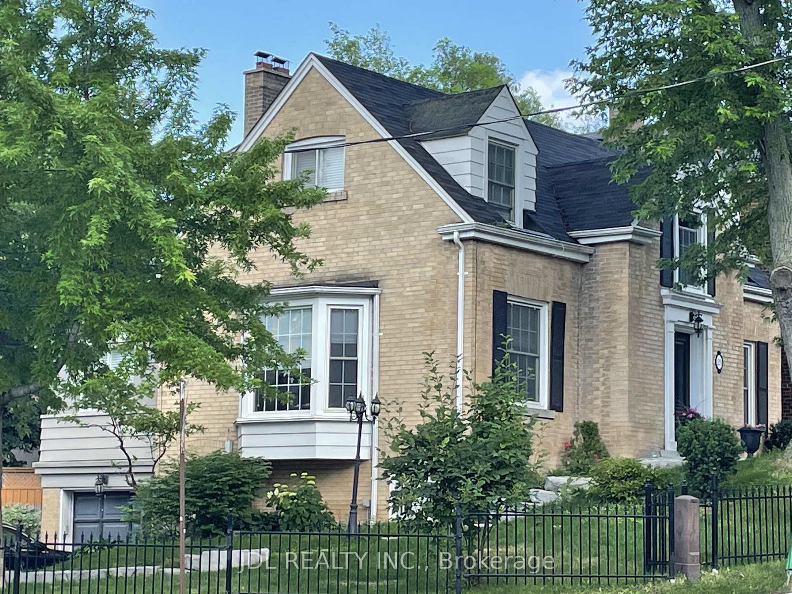 29-highbourne-road-toronto-toronto-ontario-c13530282