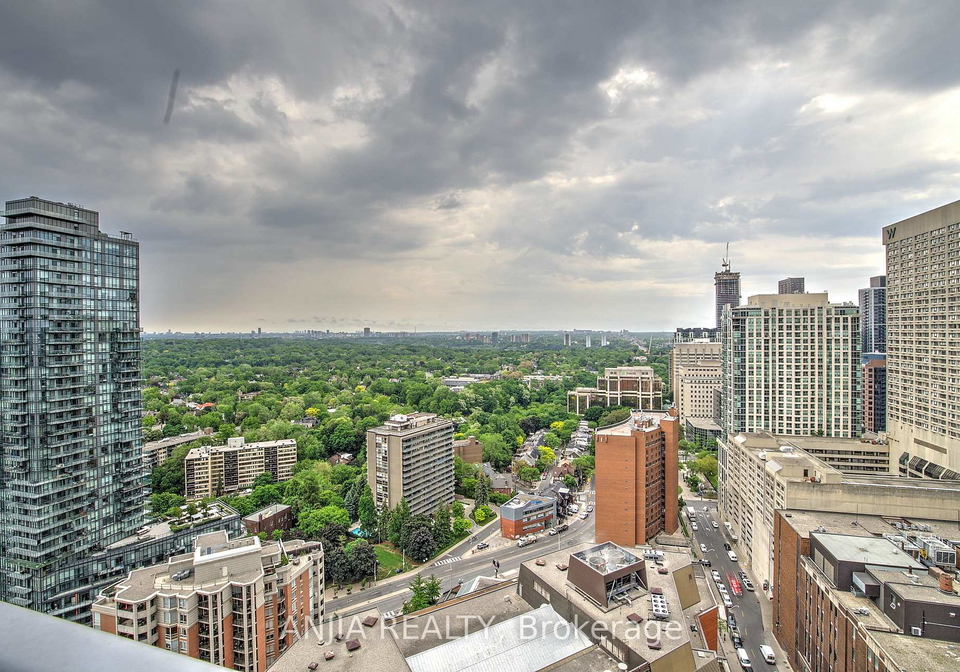 1-yorkville-avenue-toronto-toronto-ontario-c13530334