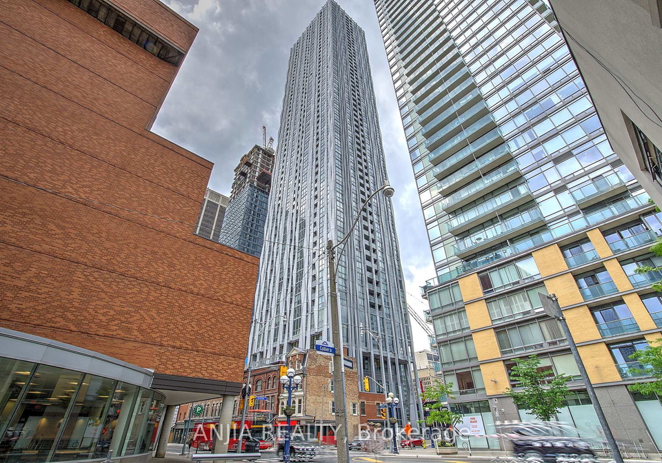 1-yorkville-avenue-toronto-toronto-ontario-c13530334