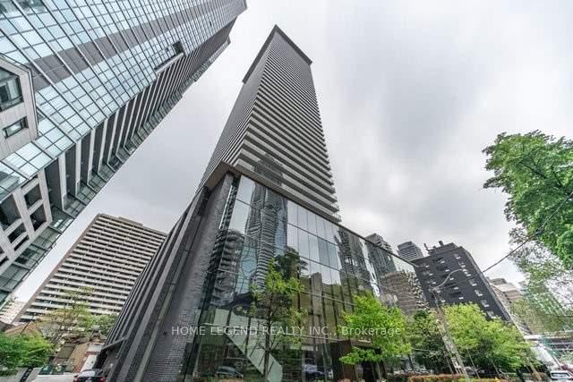 33-charles-street-e-toronto-toronto-ontario-c13530388