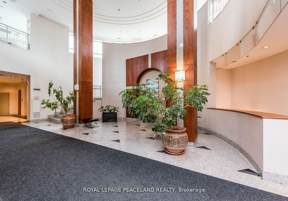 16-harrison-garden-boulevard-toronto-north-york-ontario-c13530448
