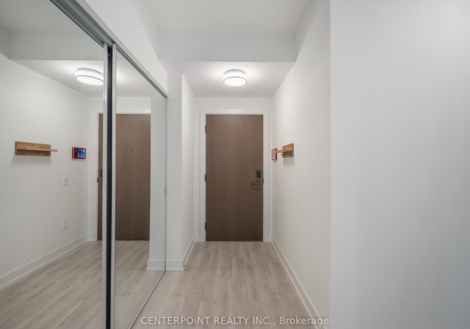 20-inn-on-the-park-drive-toronto-north-york-ontario-c13530562