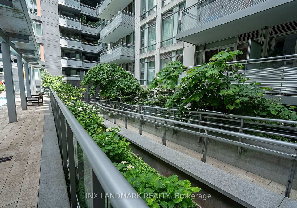 525-adelaide-street-w-toronto-toronto-ontario-c13530920