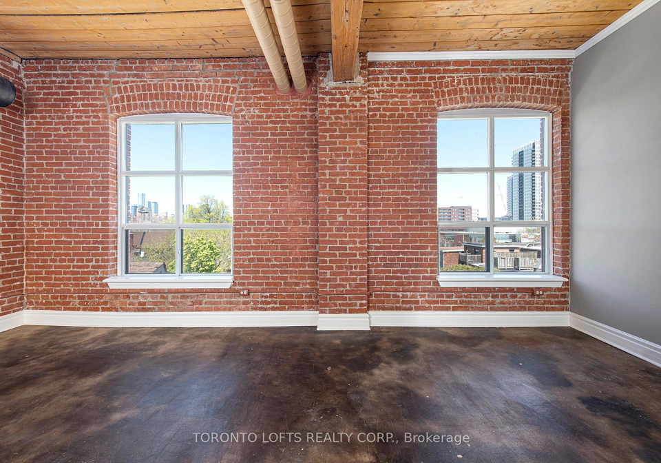 426-queen-street-e-toronto-toronto-ontario-c13530960