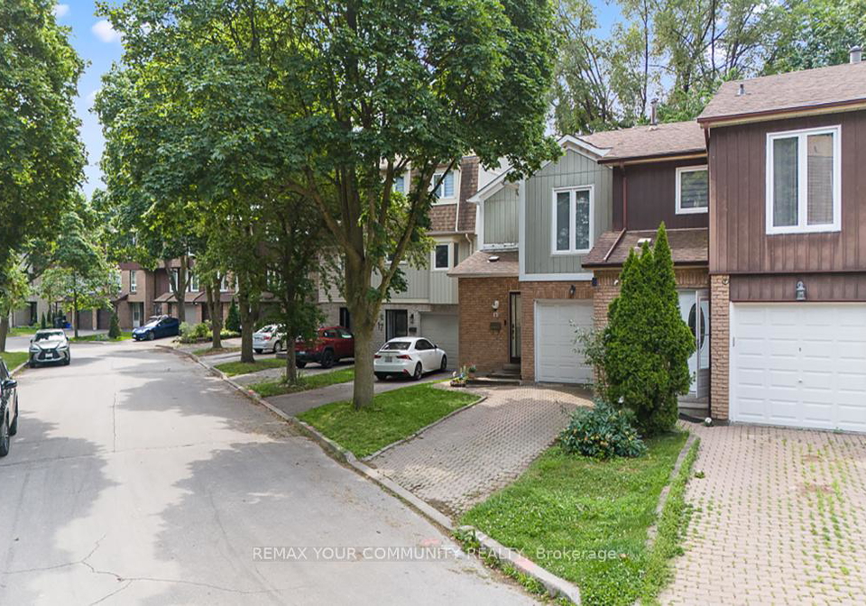 15-clematis-road-toronto-north-york-ontario-c13531042