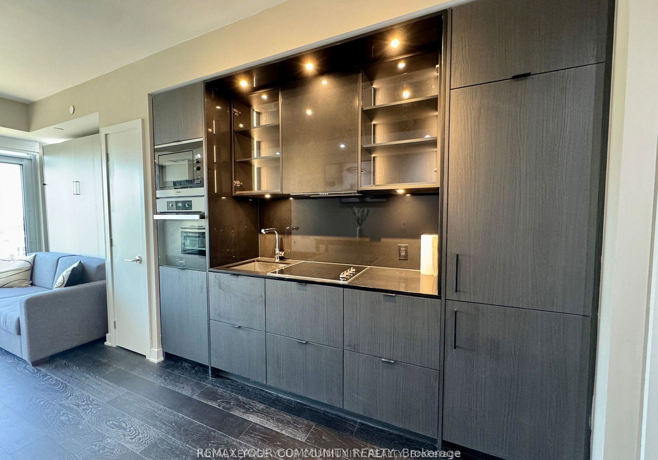 11-yorkville-avenue-toronto-toronto-ontario-c13531222