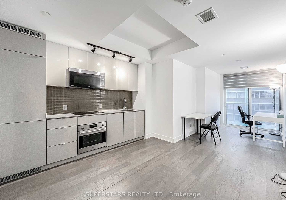 7-grenville-street-toronto-toronto-ontario-c13531440