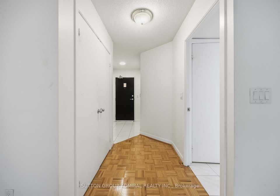 8-park-road-toronto-toronto-ontario-c13531578