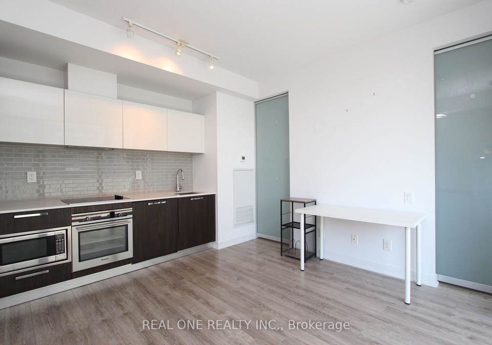 50-charles-street-e-toronto-toronto-ontario-c13531636