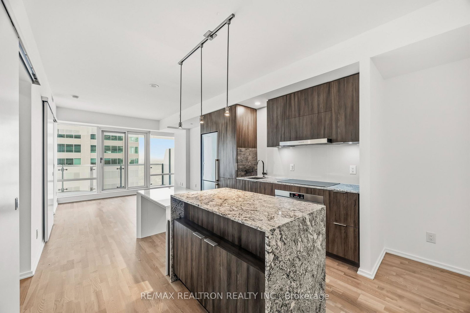 1-bloor-street-e-toronto-toronto-ontario-c13531766