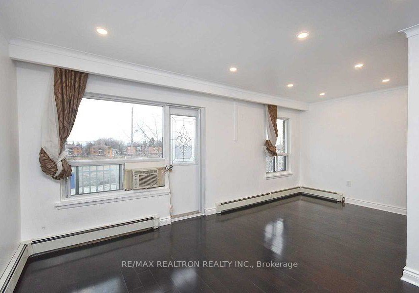 234-wilmington-avenue-toronto-toronto-ontario-c13531876