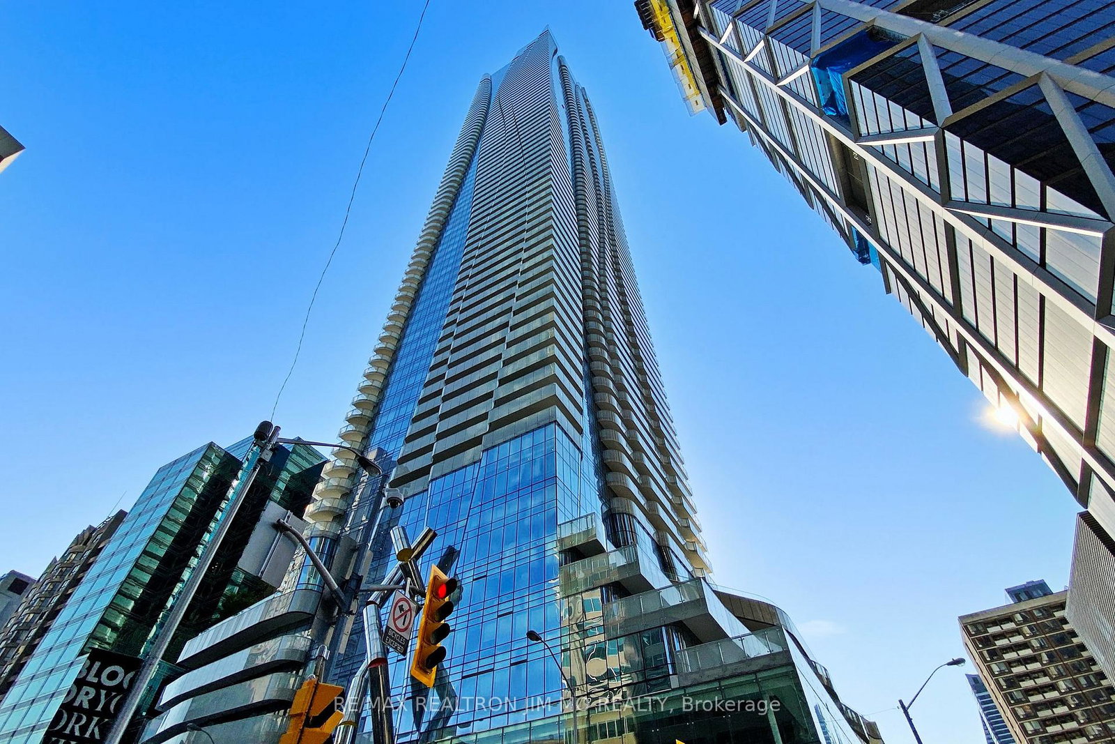 1-bloor-street-e-toronto-toronto-ontario-c13532168