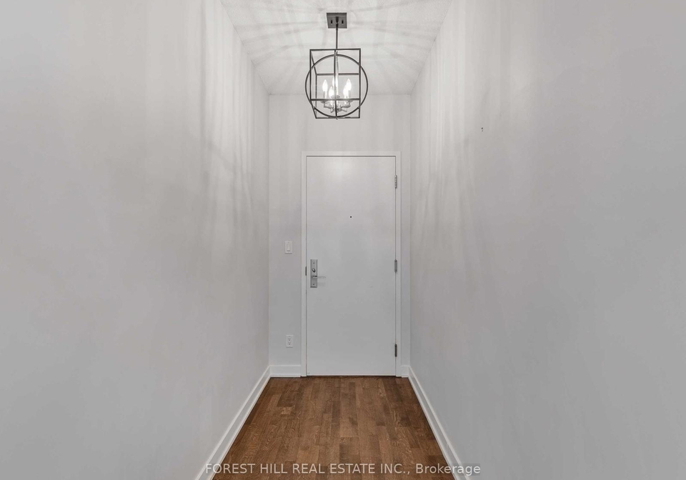 126-simcoe-street-toronto-toronto-ontario-c13532178