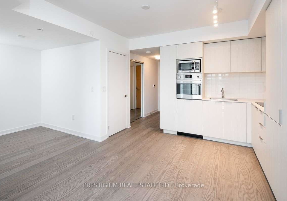 11-wellesley-street-toronto-toronto-ontario-c13532660