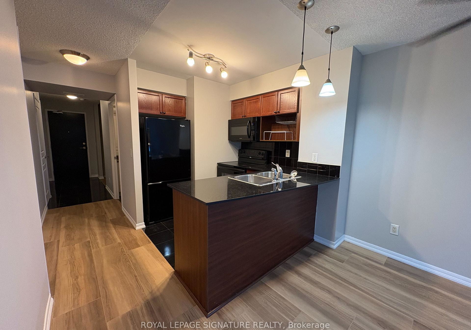 18-yonge-street-toronto-toronto-ontario-c13532740