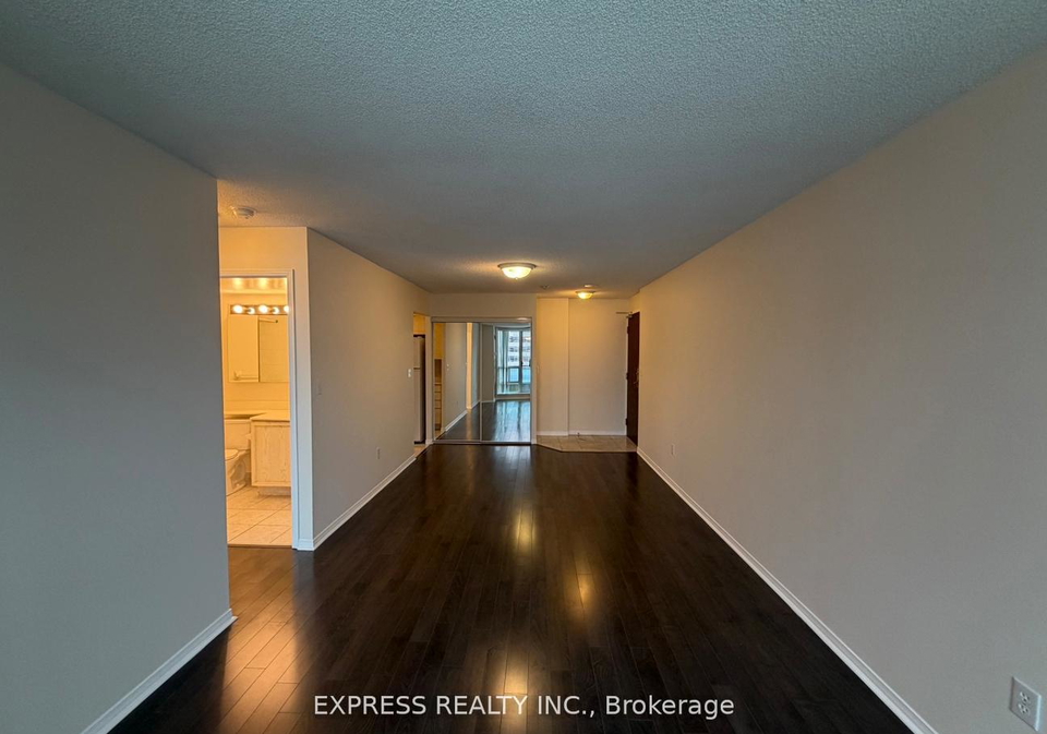 1-pemberton-avenue-toronto-north-york-ontario-c13533186