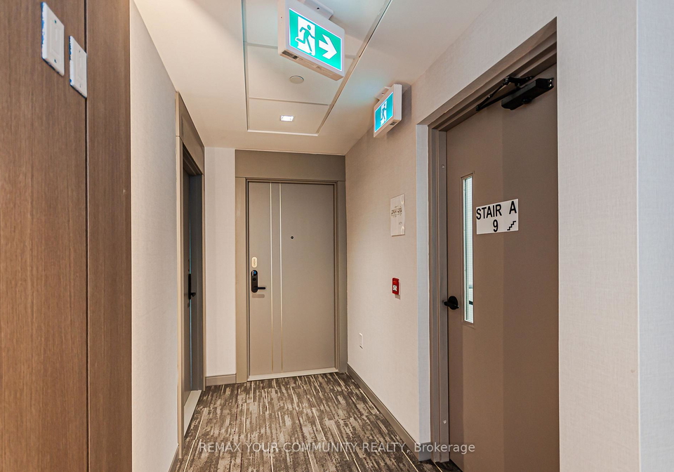 700-sheppard-avenue-w-toronto-toronto-ontario-c13533212