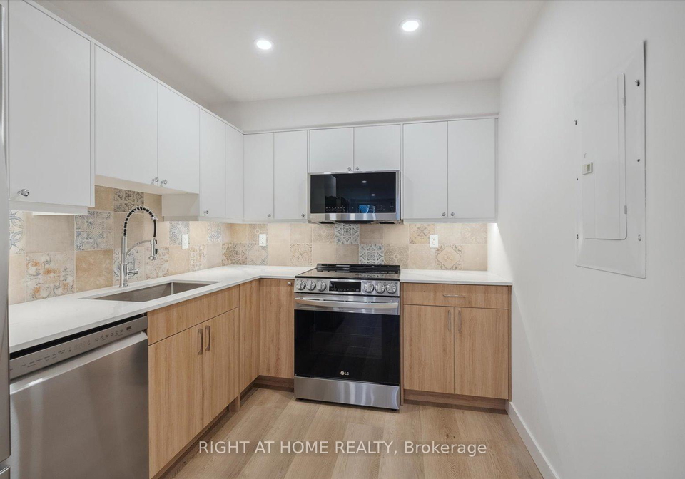 112-walmer-road-toronto-toronto-ontario-c13533460