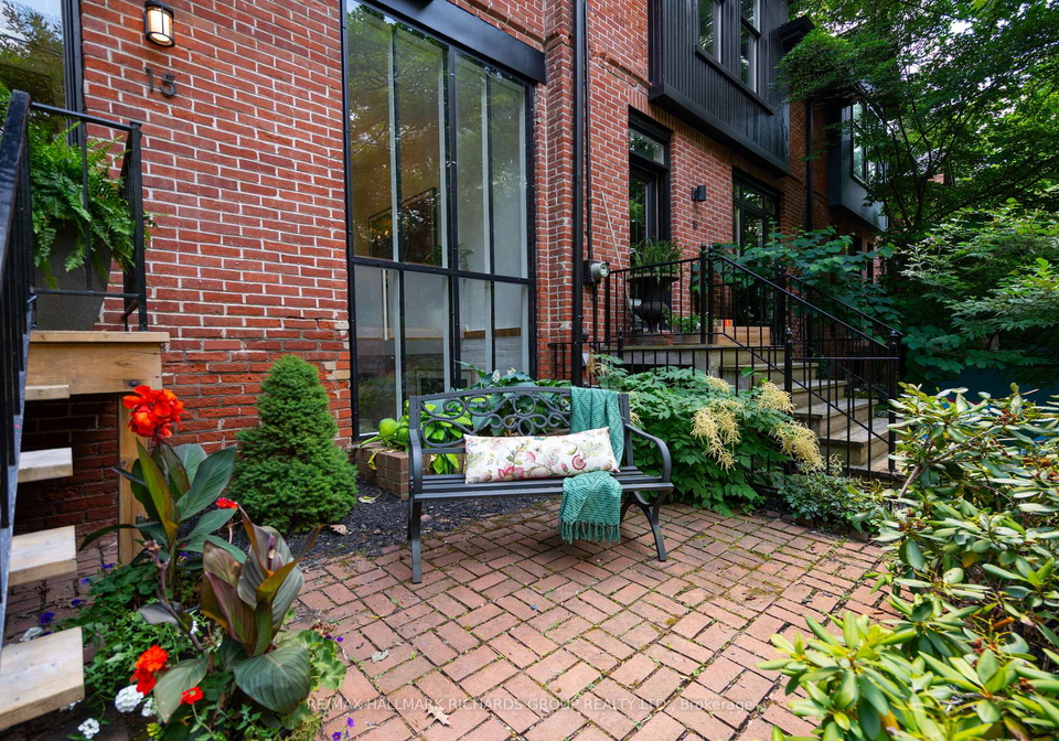 15-hillcrest-park-toronto-toronto-ontario-c13533480