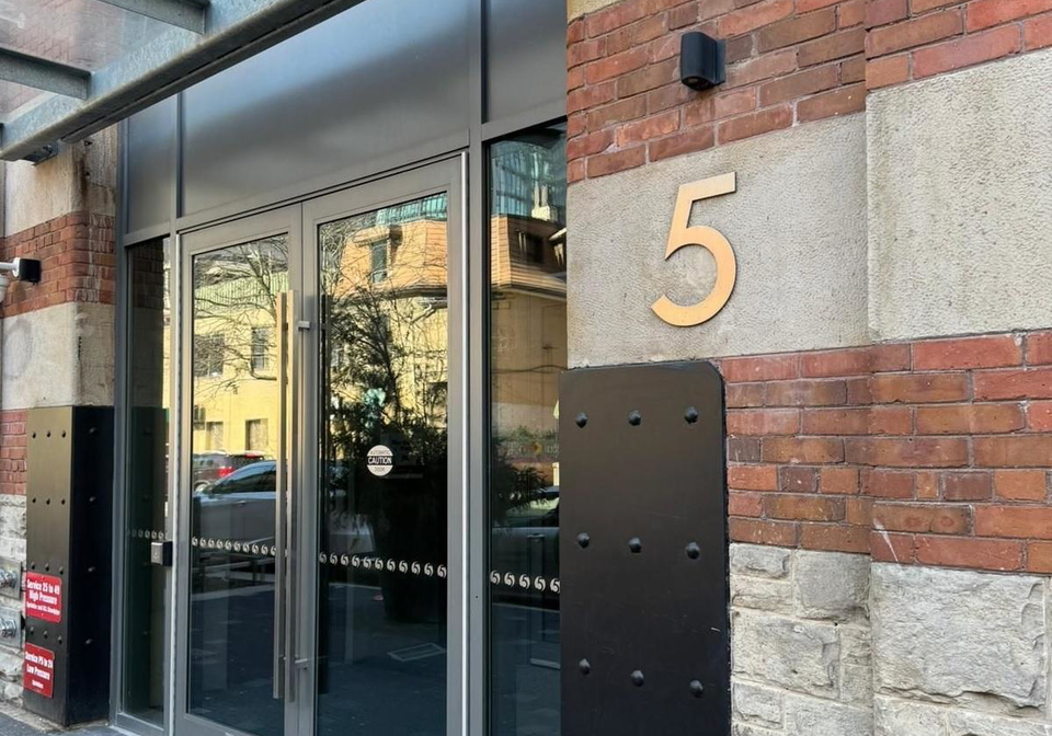 5-st-joseph-street-w-toronto-toronto-ontario-c13533492