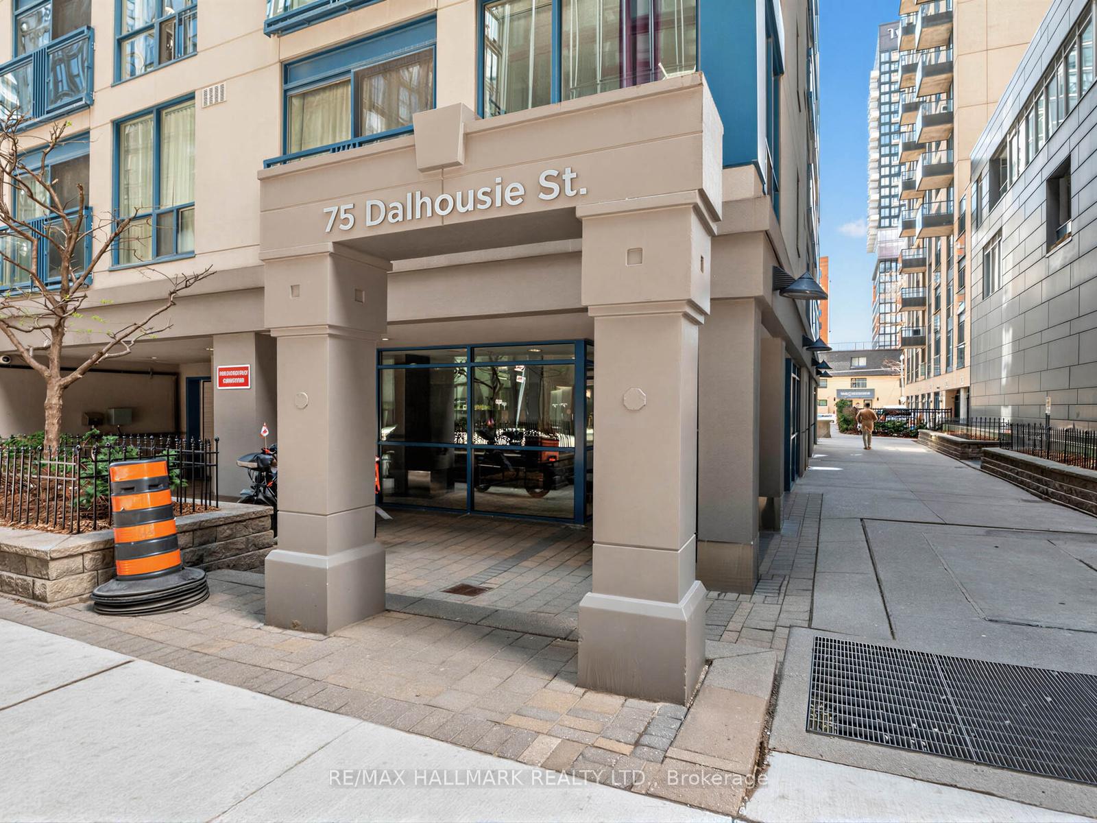 75-dalhousie-street-toronto-toronto-ontario-c13533652