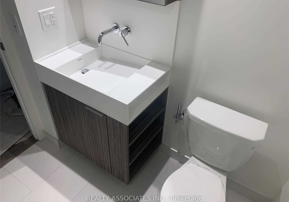 20-richardson-street-toronto-toronto-ontario-c13533808