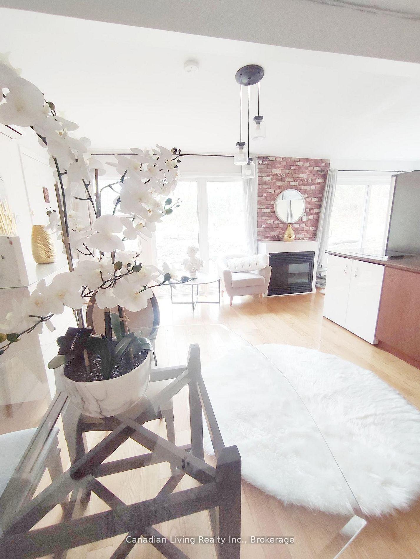 143-steeles-avenue-e-toronto-north-york-ontario-c13534016