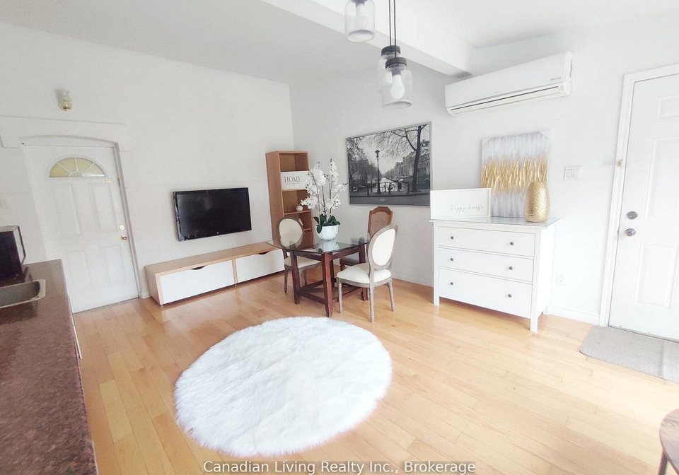 143-steeles-avenue-e-toronto-north-york-ontario-c13534016