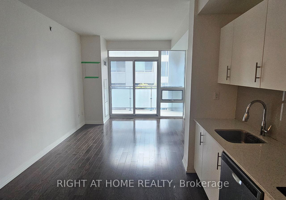 460-adelaide-street-toronto-toronto-ontario-c13534858